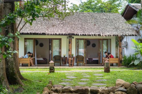 Pineleng Hôtel | Murex Dive Resort
