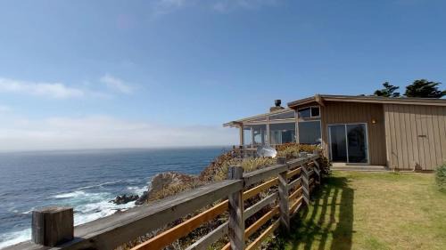 Carmel Maison | Mv45 Edge of the ocean estate Carmel by the Sea