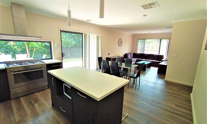 Albury Maison | My Place in Albury