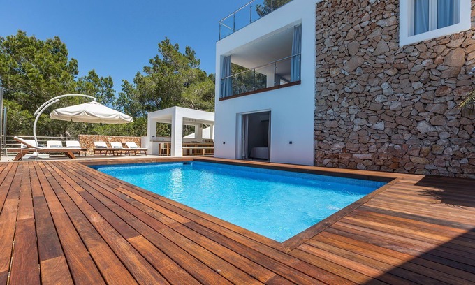 Sant Antoni de Portmany Villa | Villa à Sant Antoni De Portmany avec 6 chambres à coucher, 12 couchages
