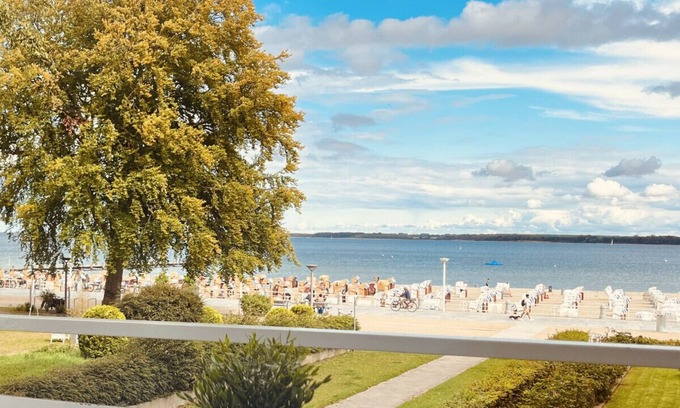 Reppenhagen Appartement | My small beach suite with sea view and balcony