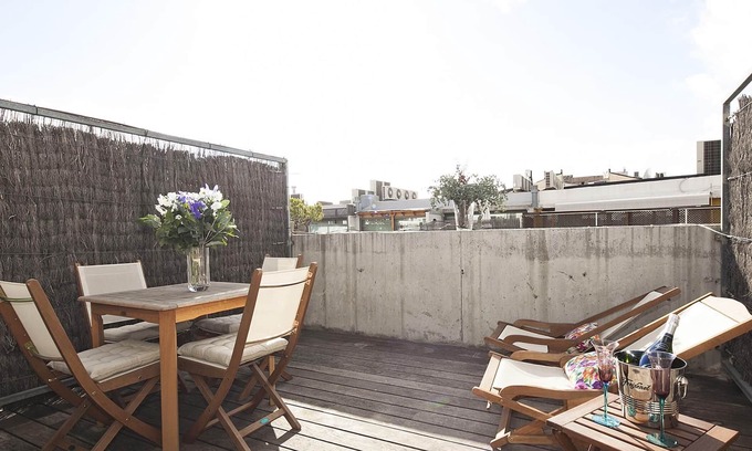 El Putget i Farro Appartement | My Space Barcelona 3 appartements pour jusqu'à 18 personnes avec terrasses