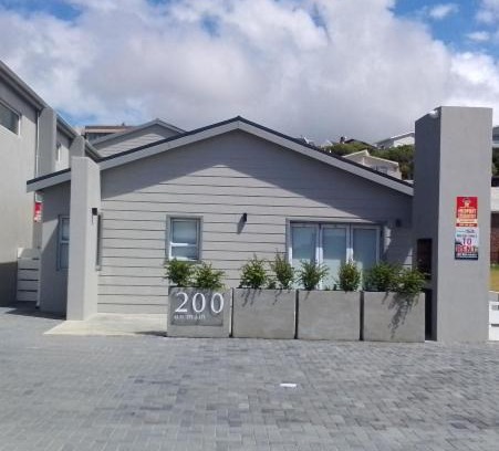 L'Agulhas Maison | Mya