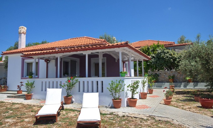 Patitiri Cottage | Myrtillos Cottage, style moderne, superbes vues, à proximité des installations