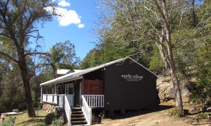 Wollombi Appartement | "Myrtle Cottage Motel Style Room"
