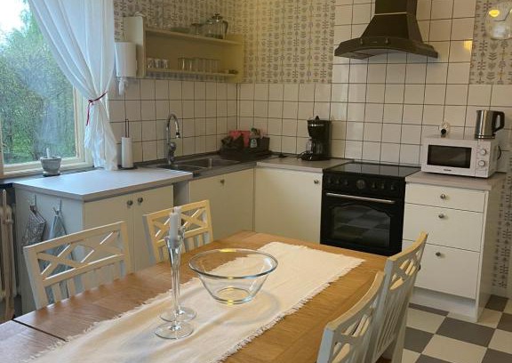 Svenstavik Appartement | Mysig 1 rum med kök