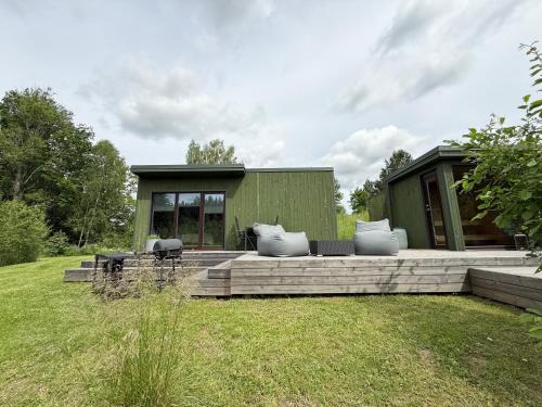 Voru County Maison | MySikaSpot Green