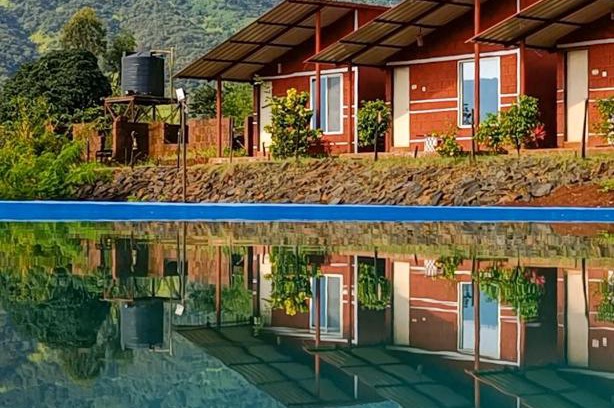 Bajarwadi Station Balnéaire | Mysticstays Resort