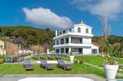 Troulos Appartement | Mythos Luxury Villa-Skiathos
