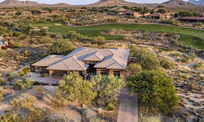 Legend Trail Maison | N Scottsdale Home; luxury, golf course, quiet, private, pool, spa, putting green