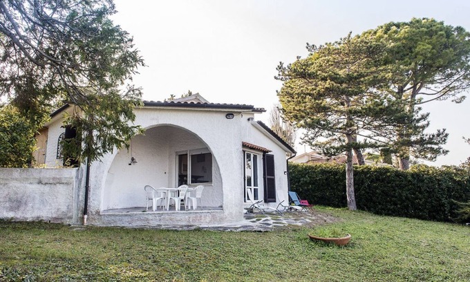 Villaggio Taunus Appartement | N111 - Numana, single villa with garden and sea view