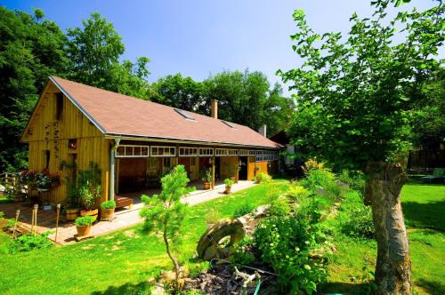 Lancov Maison | Na samotě U Včelína