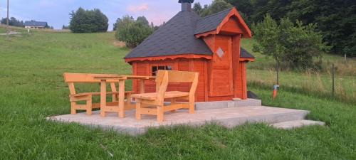 Ujsoy Maison | Nad Cicha -Domki caloroczne w gorach