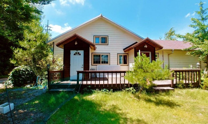 Bongpyeong Maison | Nadeuli Pension