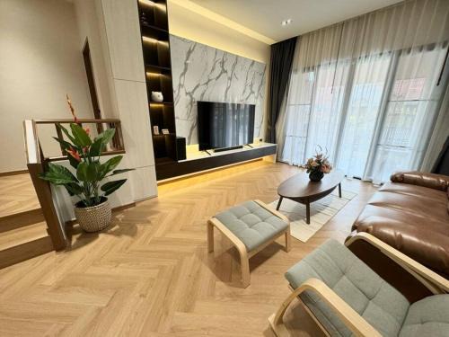 Phuket Maison | Naka Central Happy Home in Phuket city