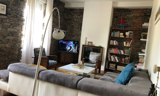 Caserne Mellinet Appartement | Big Duplex Near Jardin des Plantes and la Gare de Nantes