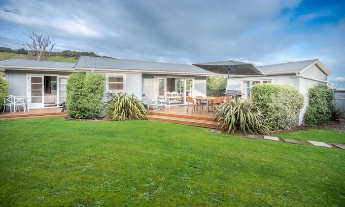 Duvauchelle Maison | Nana's Bach - Duvauchelle Holiday Home