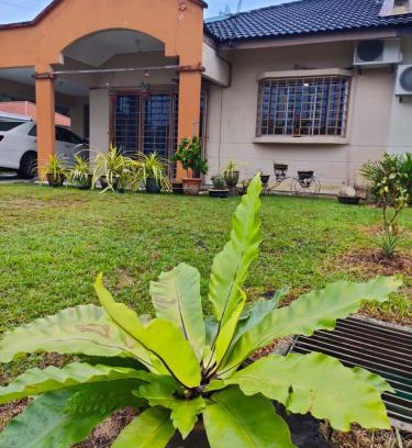 Seremban Maison | Nana's Seremban 2 Homestay