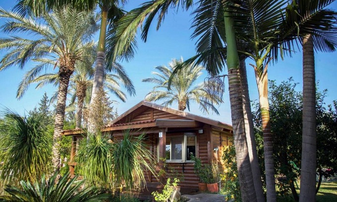 Ramot Maison | Naomi's B&B