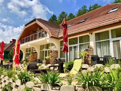 Orfu Maison | Napkelte Vendégház