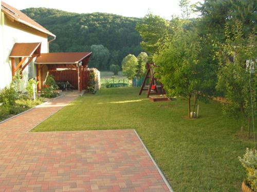 Kistolmacs Appartement | Napsugár Apartman