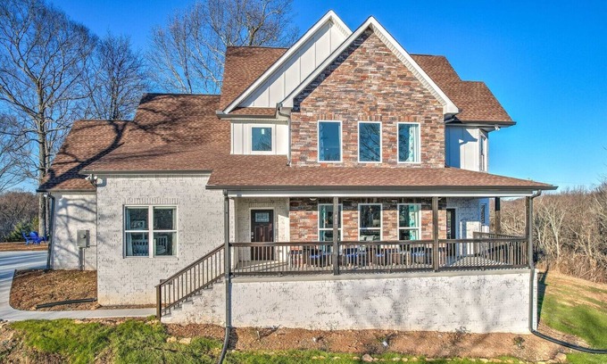Goodlettsville Maison | Nashville Getaway! Just 20 min from Nashville! Amazing views! Peaceful setting!