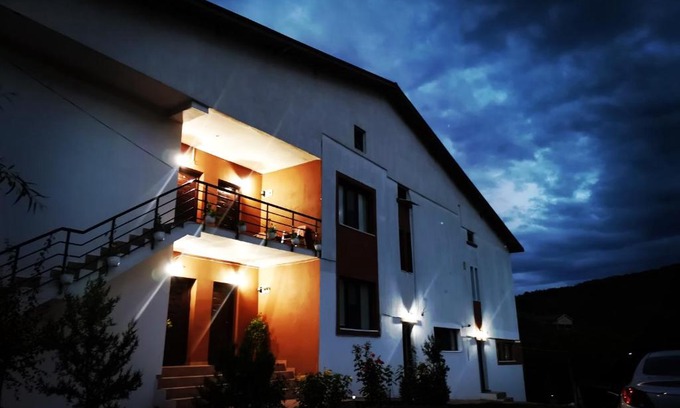 Sarata-Monteoru Maison | Natalia Guesthouse