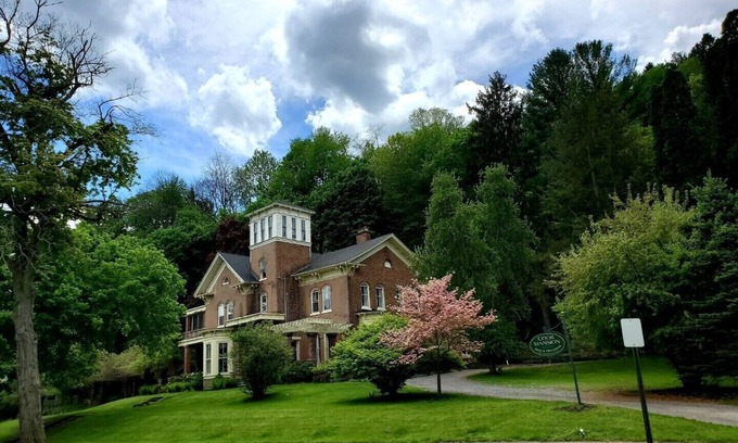 Montour Falls Maison | Manoir Cook à l'échelle nationale à Montour Falls, NY