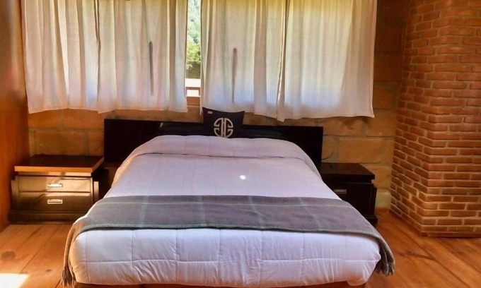 Valle de Bravo Cabine | Natural Tranquility Cabin