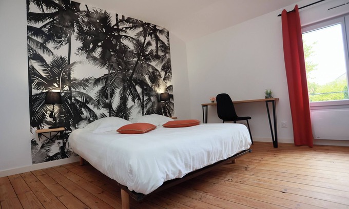 Doue-la-Fontaine Maison | Nature break in Doué La Fontaine: house with terrace and Bioparc decor