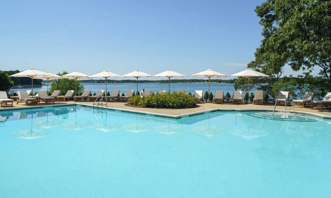 Shelter Island Heights Maison | Nature-Focused Retreat with Heated Pool, Beach Access & Water Sports