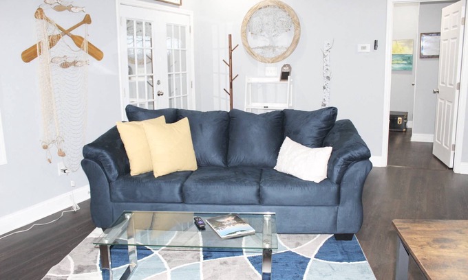 LaGrange Cottage | Nature Lover’s Dream: Perfect for Extended Stays, Near Callaway, Spacious Parking, Close to Park