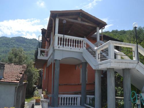 Costa Maison | Nature Retreat in Testico