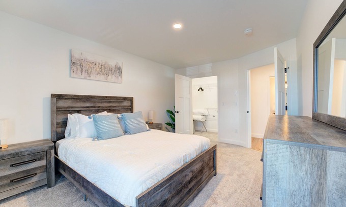 Auburn Appartement | Nature's Oasis: Tranquil 2BR+1BA Gem Only 2 Miles to Lewiston!