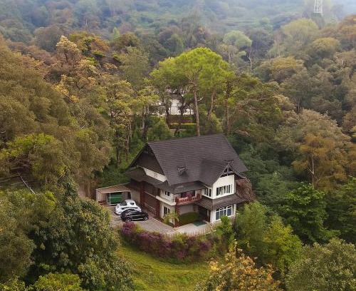Giridih Hôtel | Nature Valley Farmhouse Resort by Raarees, Munnar #lap of nature #premium rooms #parking #Scenic view #garden with fireplace #property of the year