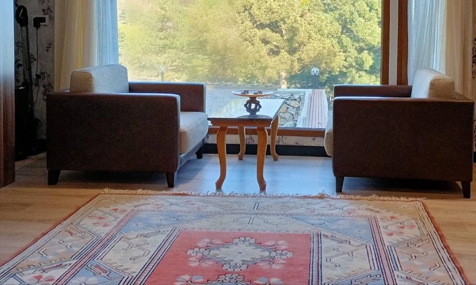 Osmangazi Appartement | Nature View Home with Garden in Bursa Osmangazi