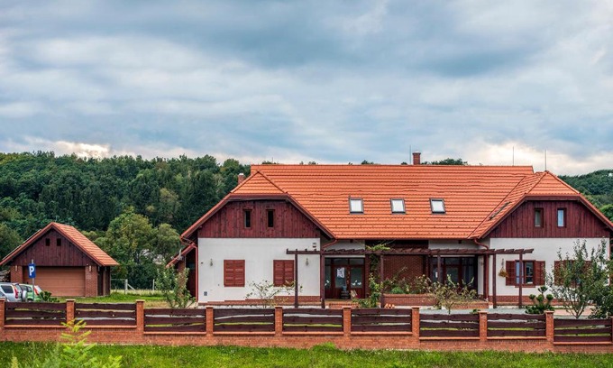 Alsoszolnok Maison | Naturpark Vendégház