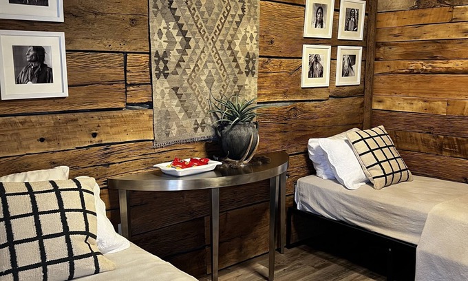 Round Top Maison | Navajo at The 303