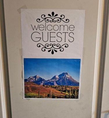 Columbus Maison | Navarre Guest Rooms