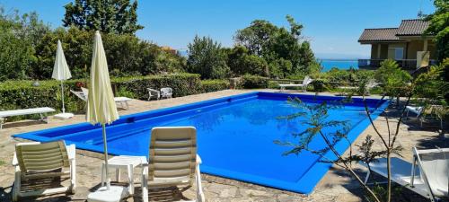 Porto Santo Stefano Lit Et Petit-Déjeuner | Navarro Hill Resort
