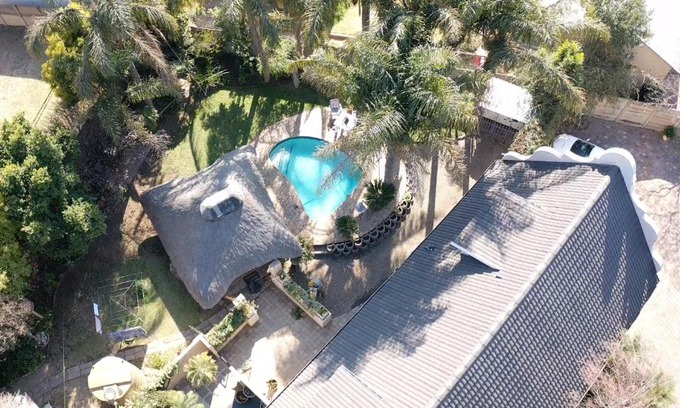 Emalahleni Maison | Ndzuti Guest House