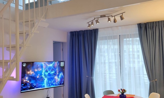 Schoenefeld Appartement | Near Airport BER/ Adlershof Maisonette Schönefeld quiet location Netflix/YouTube