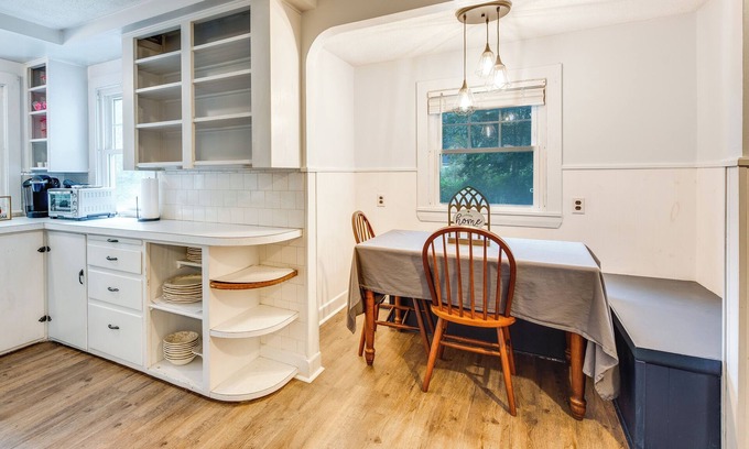 Wells Cottage | Near Beach: Coastal Maine Getaway w/ Yard