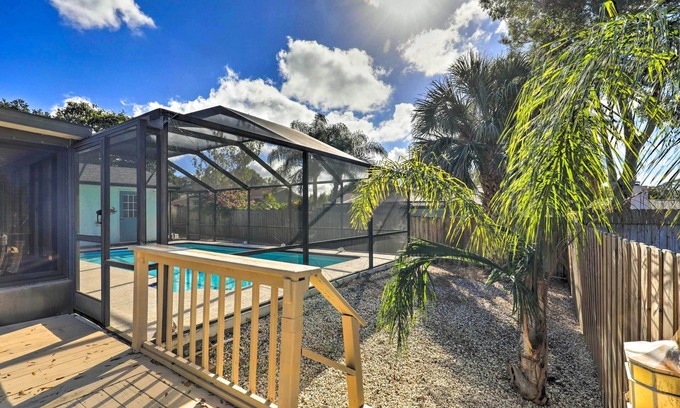 Hammocks Of Palm Harbor Cottage | Near Beaches & Dining: Palm Harbor Gem w/ Pool