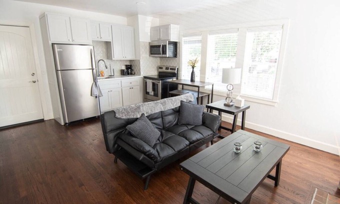 Mesta Park Appartement | ★ Near Downtown District ★ Historic ★ Walkable80 ★