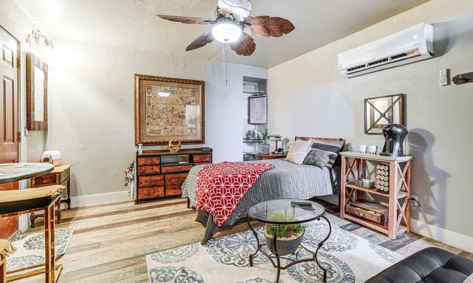 Downtown Phoenix Appartement | Near Hospitals & Airport: Cozy Studio in Phoenix!