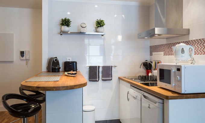 Levallois-Perret Appartement | PROXIMITE PORTE MAILLOT-CHAMPS ELYSEES