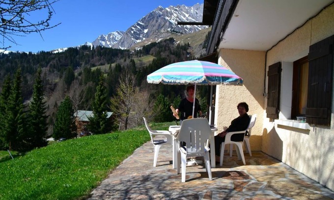 La Giettaz Appartement | Près de La Clusaz, innoubliables vues sur les Aravis