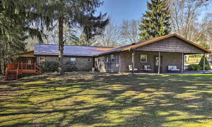Racine Maison | Near Mines & Meadows: Spacious Home w/ Game Room