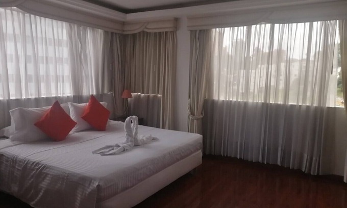 Santa Fe Hôtel | NEAR MONSERRATE UNIANDES AND TADEO LOZANO
